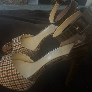Jessica Simpson Brown Houndstooth Heels